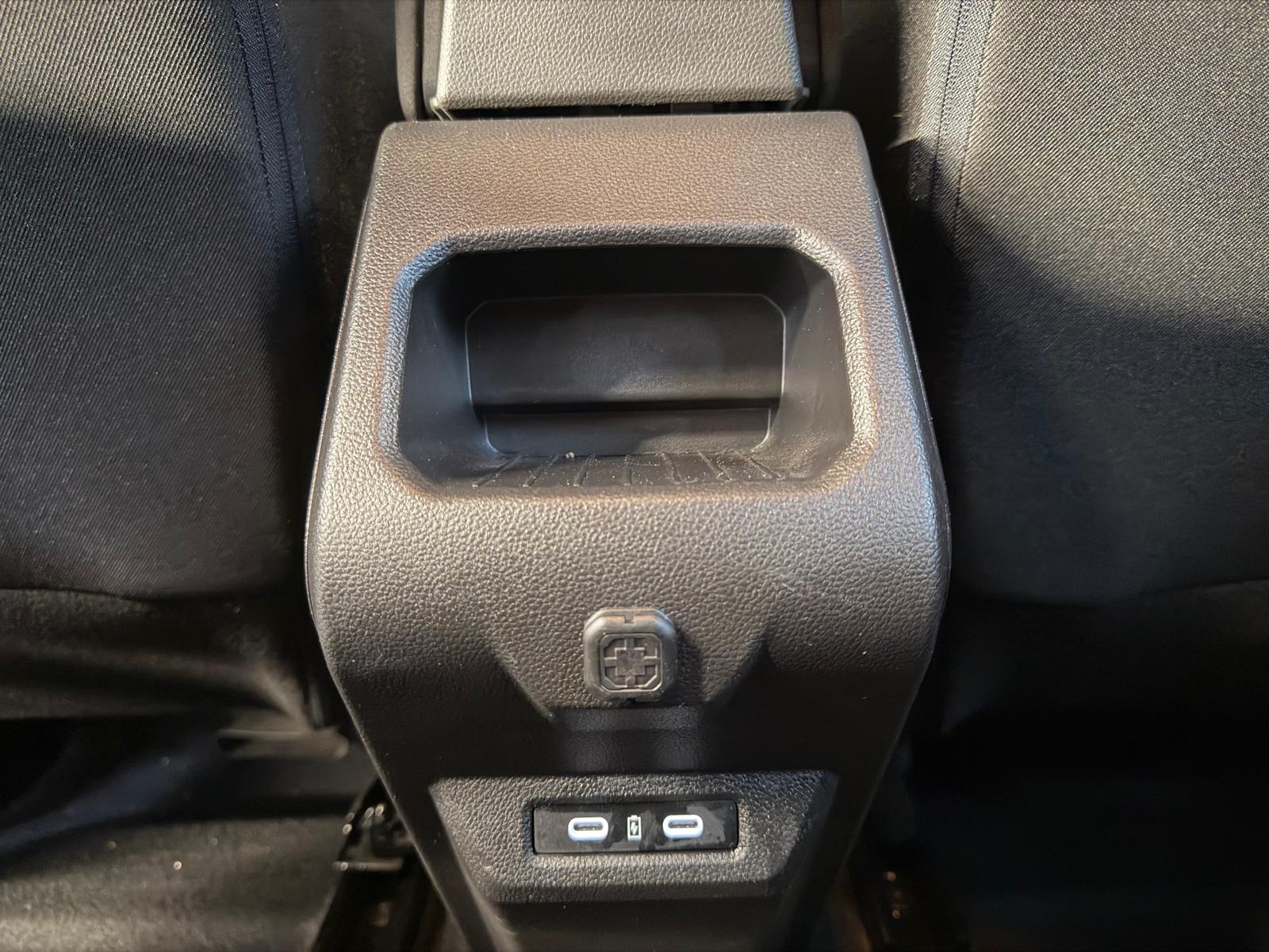 RENAULT DUSTER 24